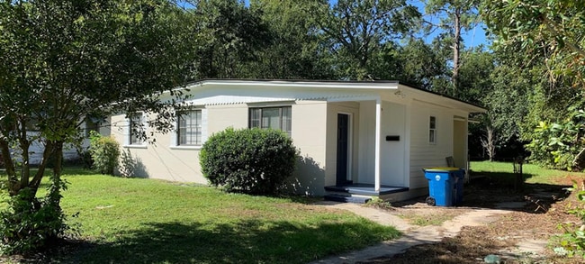 property at 5240 Bunche Dr
