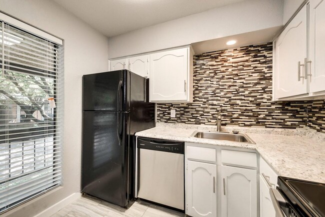 4114 Avondale Ave, Unit 4 in Dallas, TX - Building Photo - Building Photo