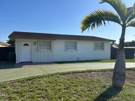 11780 SW 182nd Ter in Miami, FL - Building Photo