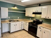 2808 Columbia St photo'