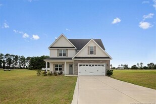229 Turkey Trot Ln in Raeford, NC - Building Photo