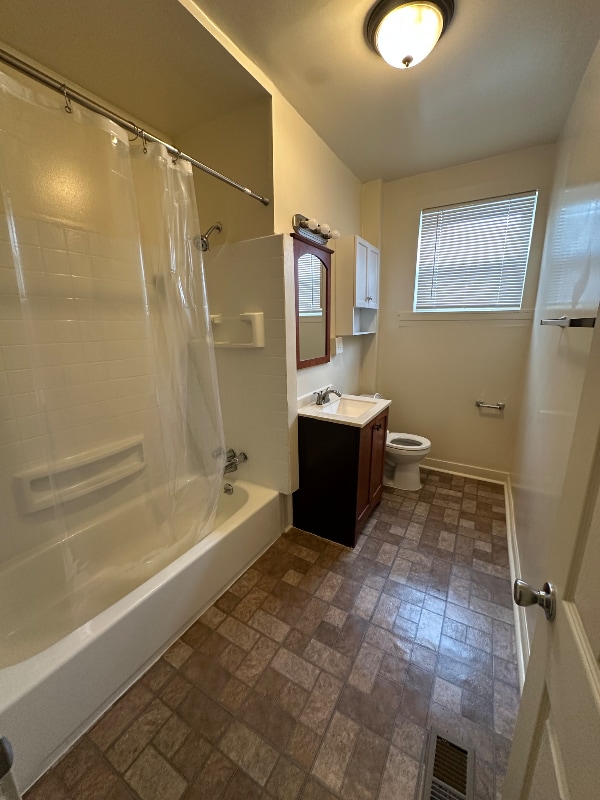533 Oakland Ave in Baltimore, MD - Building Photo - Building Photo