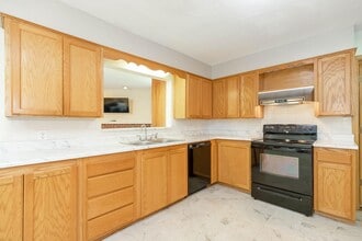 212 W 97th St in Kansas City, MO - Foto de edificio - Building Photo