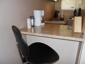 322 E Mariposa St, Unit Guest House in Phoenix, AZ - Building Photo - Building Photo