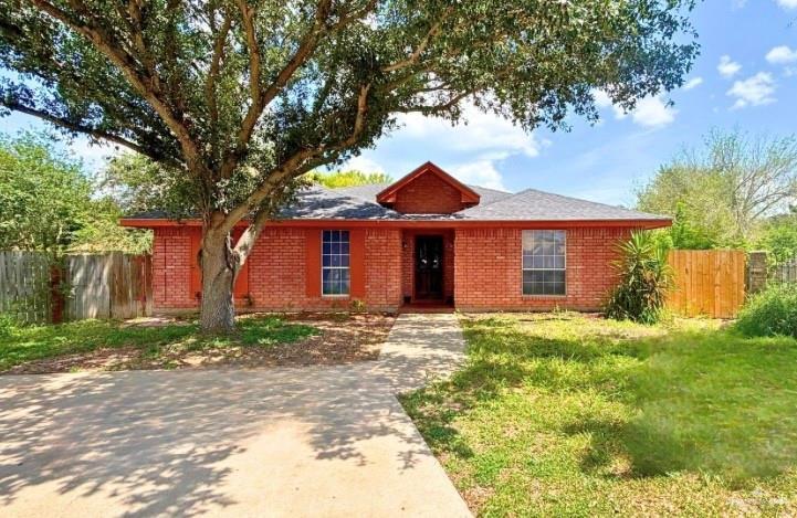 410 E 27th St in Mission, TX - Building Photo