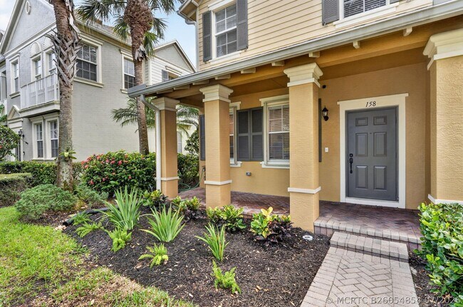 property at 158 W Thatch Palm Cir