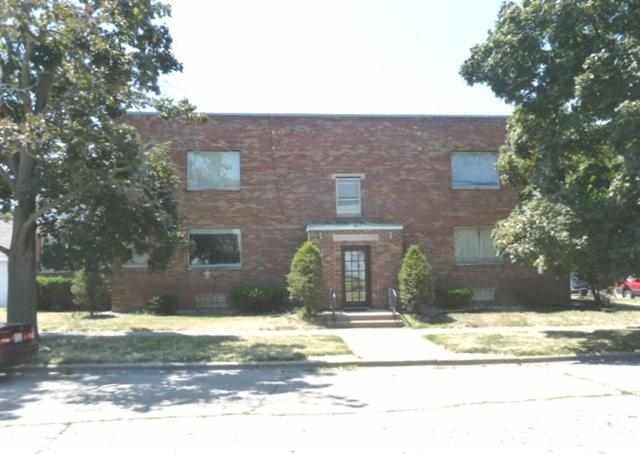 Bagatelas Apartments in East Moline, IL - Building Photo