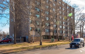 The Regency at Saint Louis in St. Louis, MO - Building Photo - Building Photo