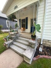 1310 N Clay Ave in Springfield, MO - Building Photo - Building Photo