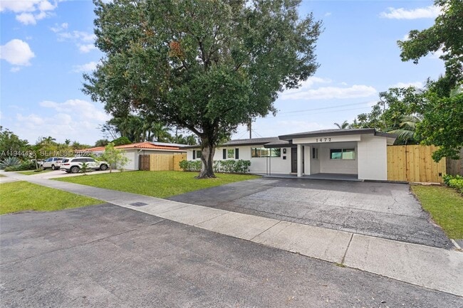 1472 NE 62nd St in Fort Lauderdale, FL - Building Photo - Building Photo