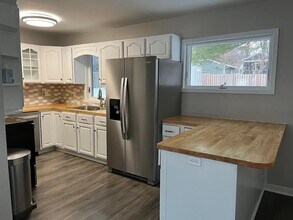 416 Stillwater Ave W in Stillwater, MN - Building Photo - Building Photo