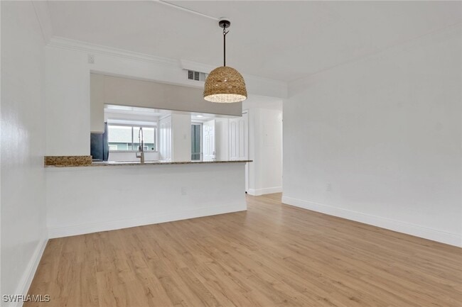 property at 146 Cypress Way E