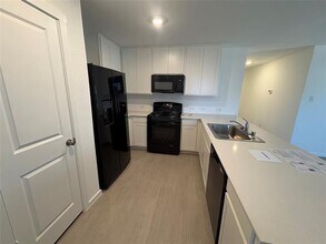 2049 Derby Ln in Aubrey, TX - Building Photo - Building Photo