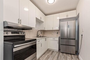 259 NE 56th St in Miami, FL - Building Photo