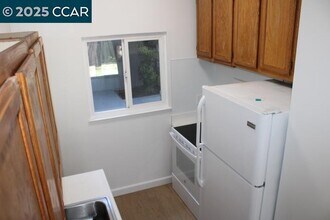 4821 Cutting Blvd in Richmond, CA - Building Photo - Building Photo