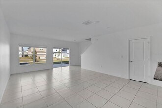 625 Stoney Pointe Cir in Davenport, FL - Building Photo - Building Photo