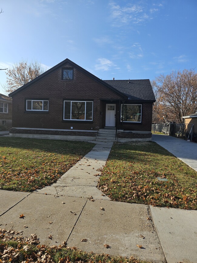 3503 Quincy Ave, Unit 3503 Quincy Ave