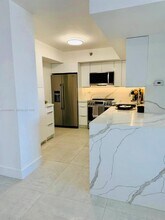 19101 NE 36th Ct, Unit 904 in Aventura, FL - Building Photo - Building Photo