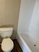 1621 Coral Rd in Azle, TX - Building Photo - Building Photo