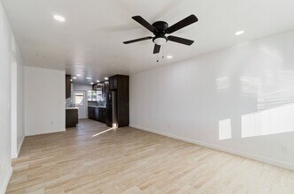 5861 E North St in Tucson, AZ - Building Photo - Building Photo