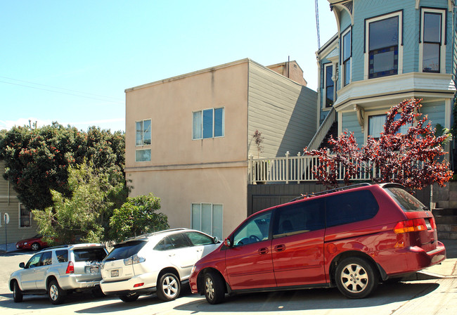 400-402 Hoffman Ave in San Francisco, CA - Foto de edificio - Building Photo