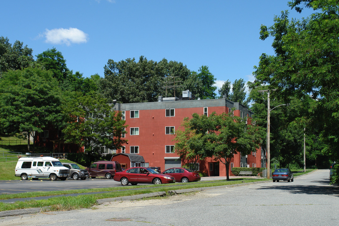 New Horizon Apartments in Worcester, MA - Building Photo