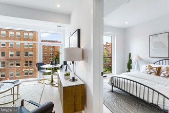 7700 Georgia Ave NW in Washington, DC - Building Photo - Building Photo