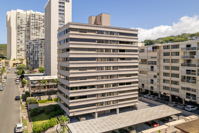 Makiki Regent