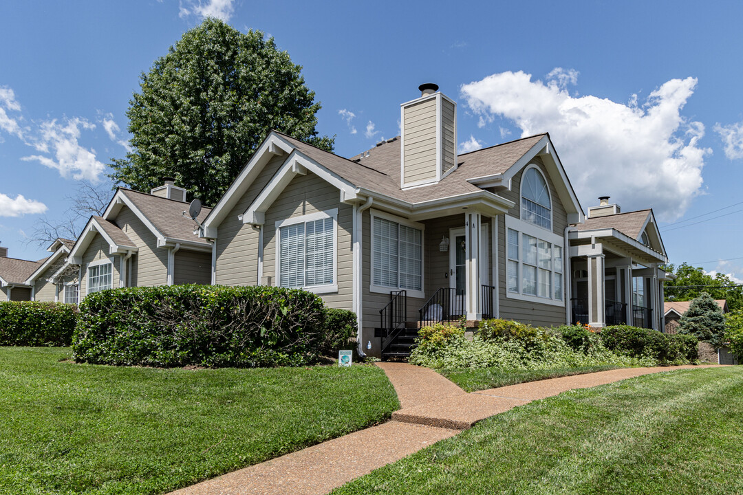 Cherry Hill in Hendersonville, TN - Building Photo