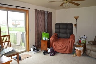 1123 Union Rd in Oregon, WI - Building Photo - Building Photo