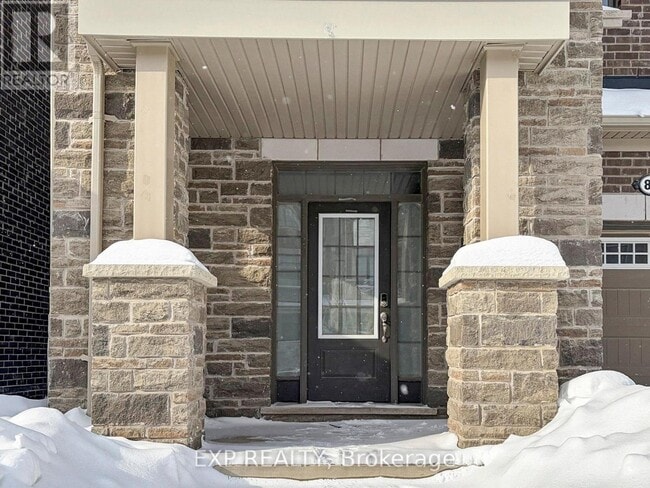 86 Keppel Cir in Brampton, ON - Building Photo - Building Photo