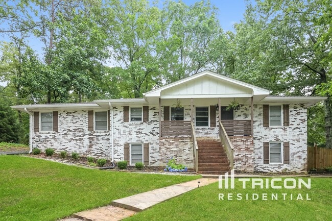 property at 3581 S Sherwood Rd SE