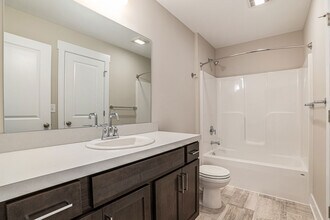 705 7 Mile Rd NW in Comstock Park, MI - Building Photo - Building Photo