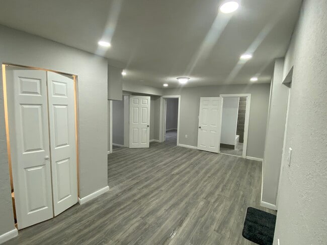 property at 264 NW 10th St