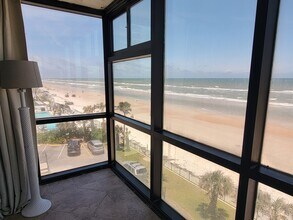 1909 S Atlantic Ave, Unit 416 Oceanside Inn in Daytona Beach, FL - Foto de edificio - Building Photo