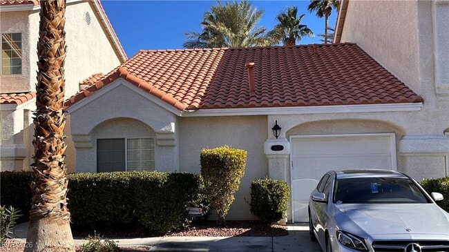 5252 Island Chain Rd in Las Vegas, NV - Building Photo - Building Photo