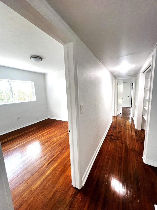 property at 2720 Shipping Ave