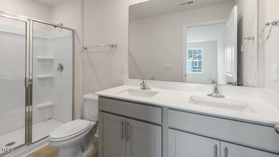 164 Perseus St in Angier, NC - Foto de edificio - Building Photo