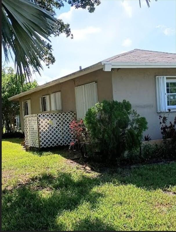 7101 NW 97th Ave in Tamarac, FL - Building Photo - Building Photo