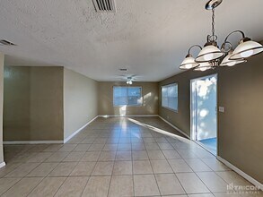 5551 82nd Ave N in Pinellas Park, FL - Building Photo - Building Photo