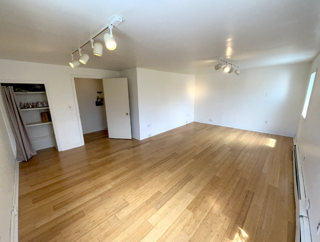 property at 103 Harpswell Rd