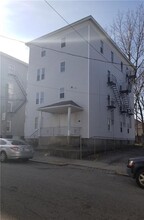 40 Fletcher St in Central Falls, RI - Building Photo - Building Photo