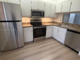 1201 N Liberty Ave in Homestead, FL - Building Photo