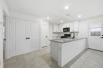 11823 Marcellus Wy in Justin, TX - Building Photo - Building Photo