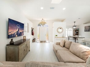 1123 SW Oak Hollow Ct in Palm City, FL - Building Photo - Building Photo