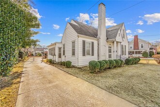 1619 Fort Bragg Rd in Fayetteville, NC - Building Photo - Building Photo