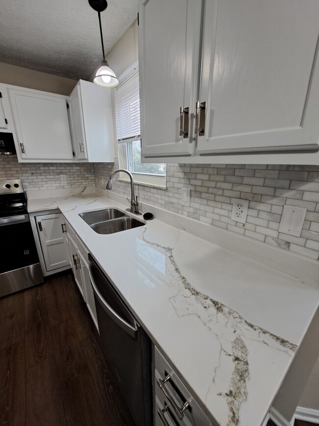 property at 5915 Ballymead Blvd