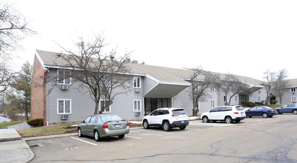 Branford Hills Apartments Branford, CT Apartments