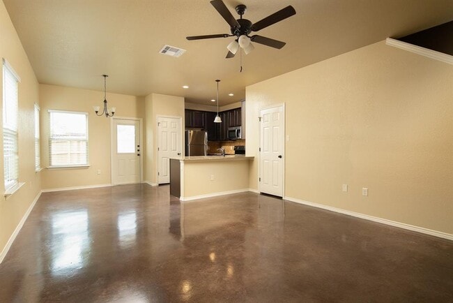 166 Samuel Dr in Mustang Ridge, TX - Building Photo - Building Photo