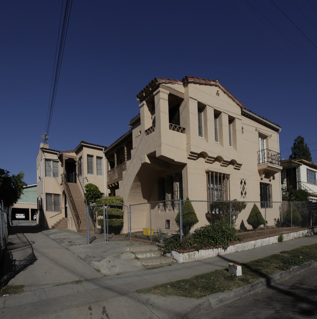 3915-3919 Melrose Ave in Los Angeles, CA - Building Photo - Building Photo